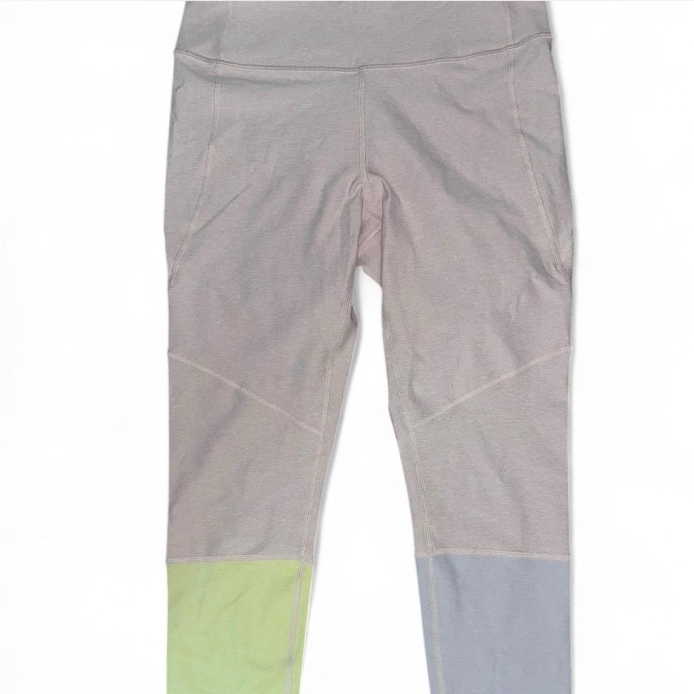NWT Outdoor Voices Dahlia, Wisteria, Dandelion 7/8 Leggings Fitted Silhouette